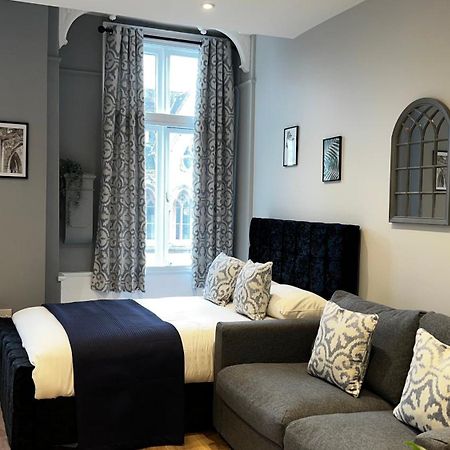 Studio On The Rows - Central City Centre Честър Екстериор снимка