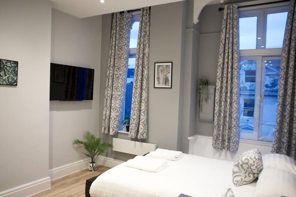 Studio On The Rows - Central City Centre Честър Екстериор снимка